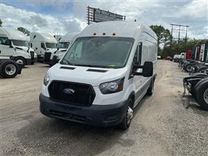 2022 Ford TRANSIT T 350HD