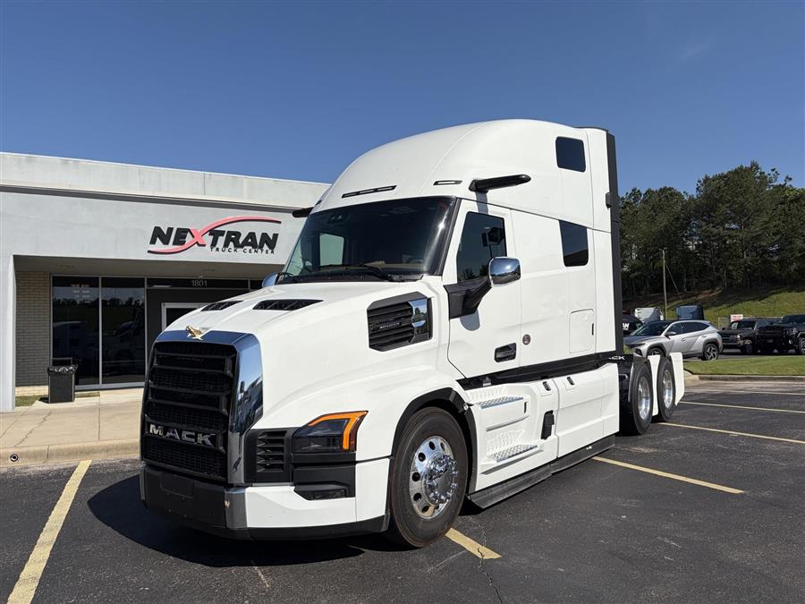 Nextran Truck Centers | New & Used Inventory
