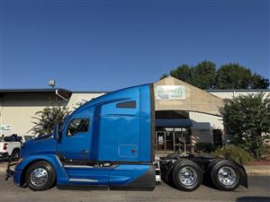 2023 Kenworth T680