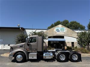 2017 Peterbilt 579