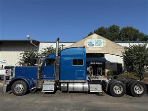 2020 Peterbilt 389