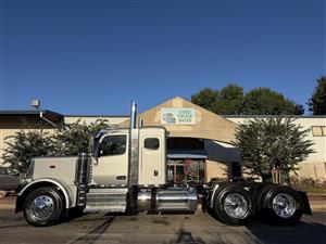 2026 Peterbilt 589