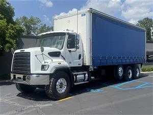 2018 Freightliner 108SD
