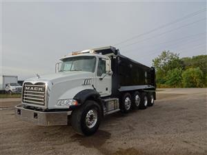 2018 Mack GU813