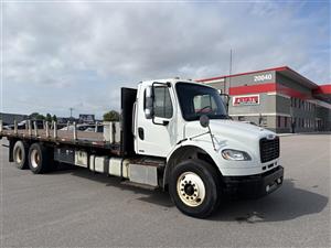2012 Freightliner M2 106