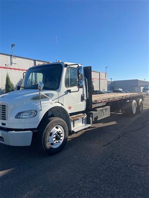 2019 Freightliner M2 106