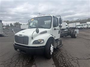 2022 Freightliner M2 106