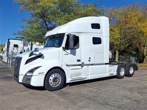 2021 Volvo VNL64T-760