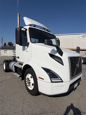 2020 Volvo VNR42T 300