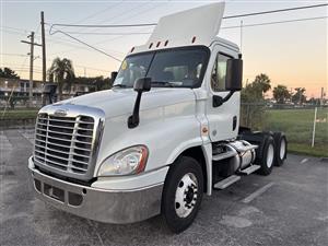 2019 Freightliner CASCADIA 125
