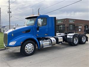 2016 Peterbilt 579 - Daycab