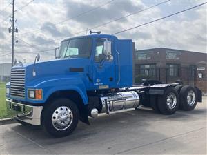 2015 Mack CHU613 - Daycab