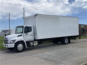 2020 Hino 268 - Box Truck