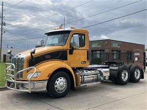 2020 Peterbilt 579 - Daycab