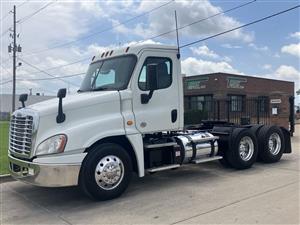 2016 Freightliner Cascadia 125 - Daycab