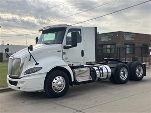 2021 International RH613 - Daycab