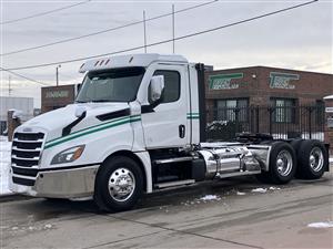 2020 Freightliner Cascadia 126 - Daycab
