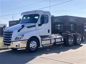 2019 Freightliner Cascadia 126 - Daycab