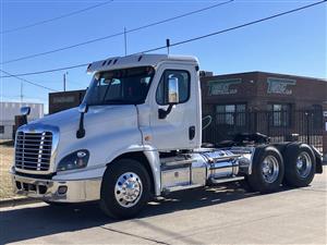 2017 Freightliner Cascadia 125 - Daycab