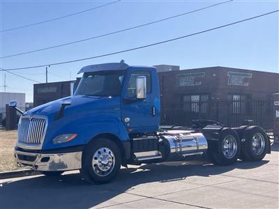 2019 International LT625 - Daycab