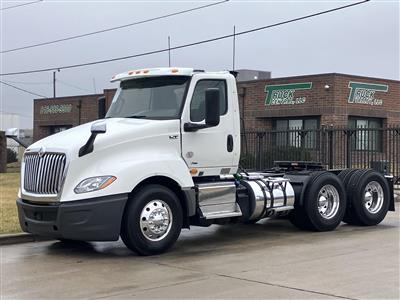 2019 International LT625 - Daycab