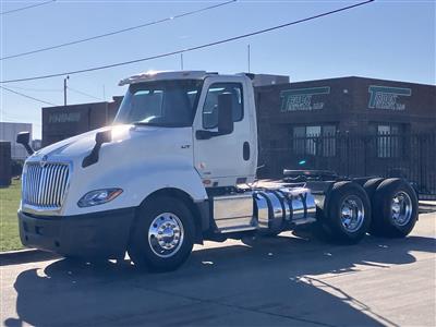 2019 International LT625 - Daycab