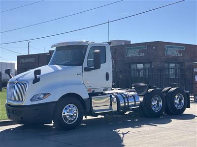 2019 International LT625 - Daycab