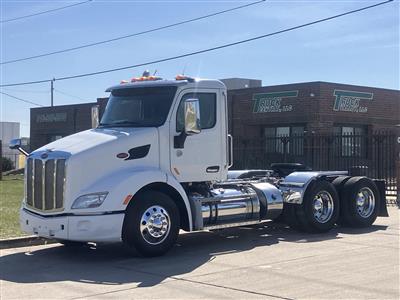 2016 Peterbilt 579 - Daycab