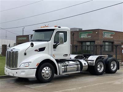 2016 Peterbilt 579 - Daycab