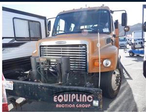 2008 Freightliner M2