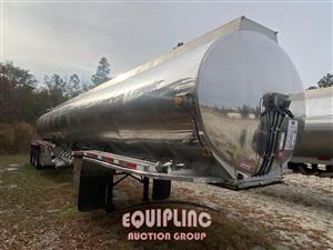 1994 Fruehauf 9,200 Gallon Tanker