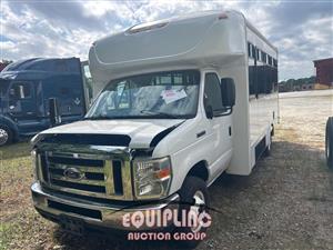 2017 Ford E-350
