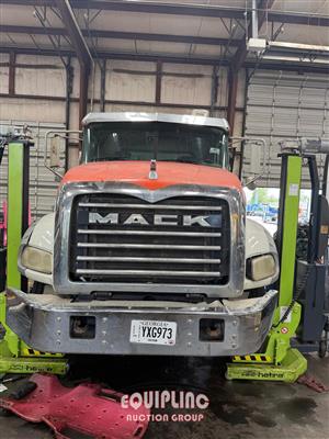 2019 Mack Granite