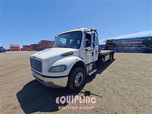 2013 Freightliner M2 4X2 S/A ROLLBACK TRUCK