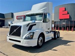 2018 Volvo VNL300