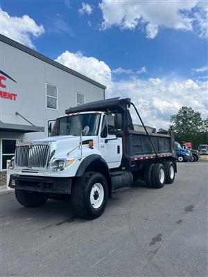 2006 International 7600 - Dump Truck