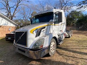 2007 VOLVO TRUCK VNL - Sleeper Truck
