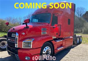 2019 Mack ANTHEM - Sleeper Truck