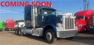 2015 Peterbilt 367 - Sleeper Truck