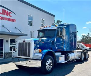 2015 Peterbilt 367 - Sleeper Truck
