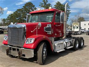 2015 Freightliner Coronado - Daycab