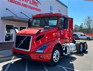2021 Volvo VNR - Daycab