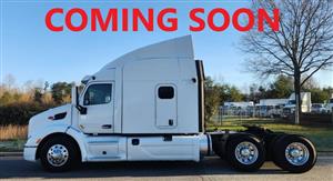 2015 Peterbilt 579 - Sleeper Truck