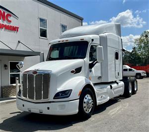 2015 Peterbilt 579 - Sleeper Truck