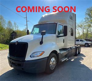 2020 International LT625 - Sleeper Truck