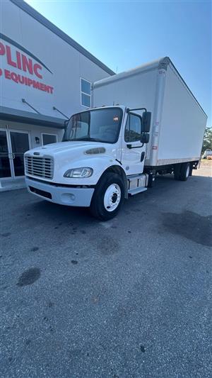 2019 Freightliner M2 106 - Box Truck