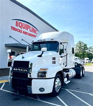 2019 Mack AN64T ANTHEM - Sleeper Truck