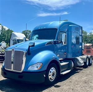2022 Kenworth T680 - Sleeper Truck