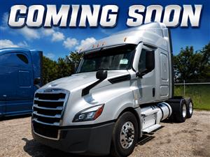 2020 Freightliner CASCADIA 126 - Sleeper Truck