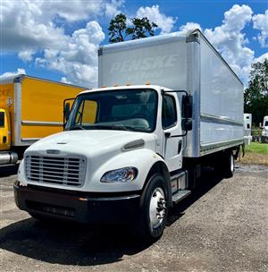 2019 Freightliner M2 106 - Box Truck